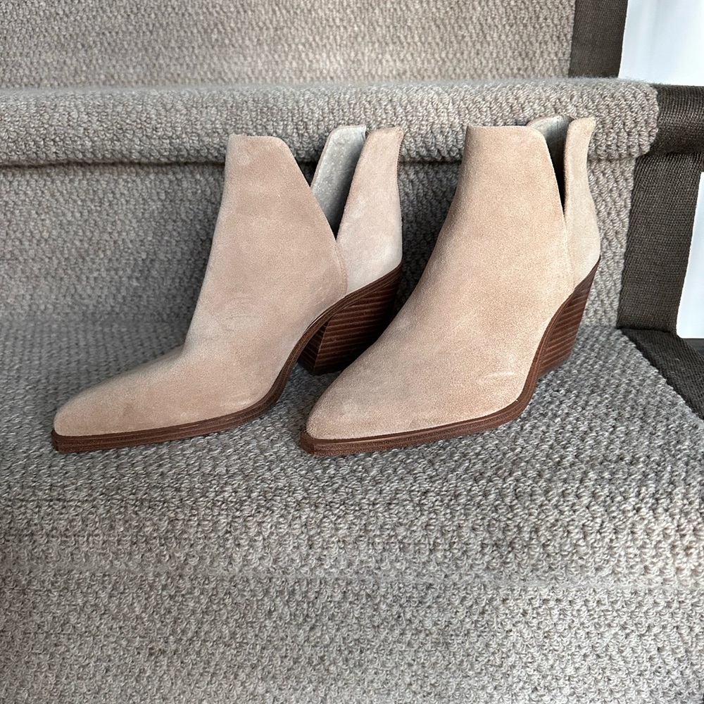 Women's Beige Ankle Boots